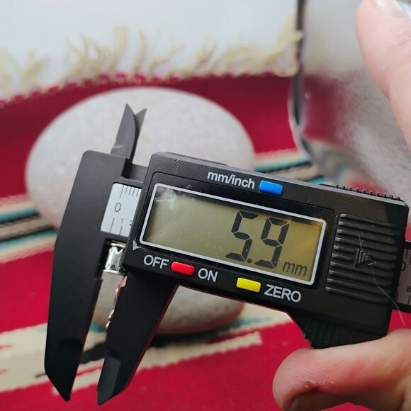 Unisex Southwest Native Style Bear Pendant Orange Spiny Oyster Sterling Silver - Picture 5 of 6